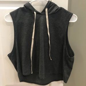 sleeveless hooded gray shirt
